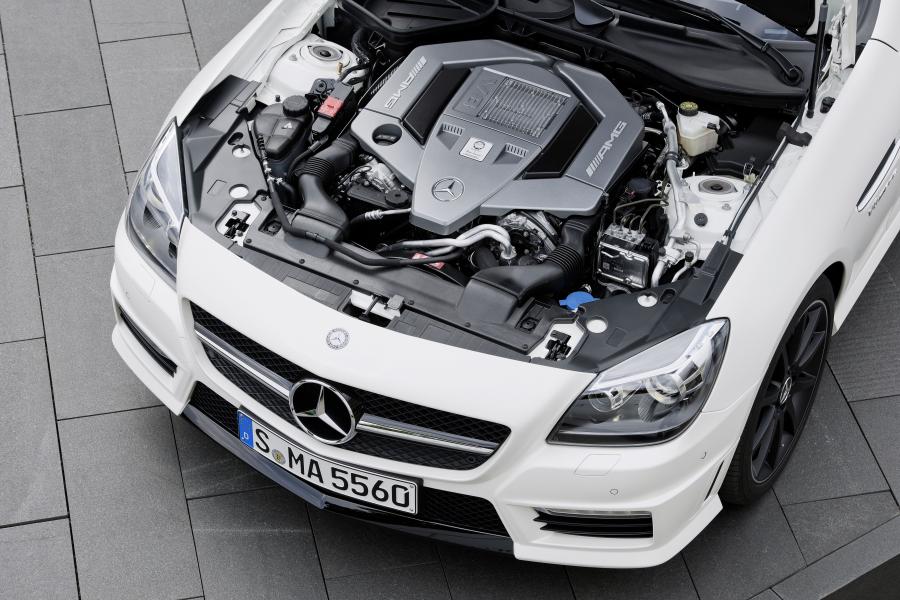  Mercedes-Benz SLK55 AMG 2011 года  (фото 6 из 34)